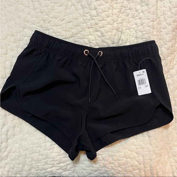 Raisins Black Board Shorts size medium NWT - Picture 1 of 6